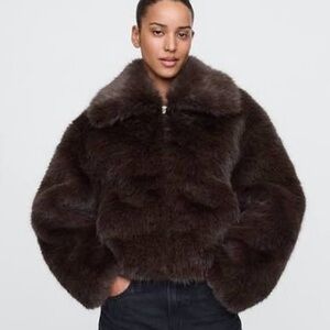 Viral Gap Faux Fur Jacket